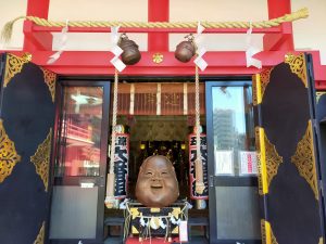 鳳神社なでおかみ